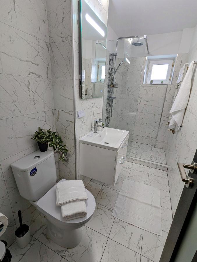 Sebastian Studio Apartment Bucureşti Ngoại thất bức ảnh